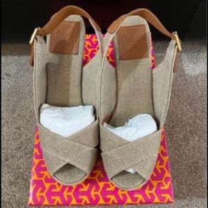 Tory Burch Wedge heels ( Authentic )
